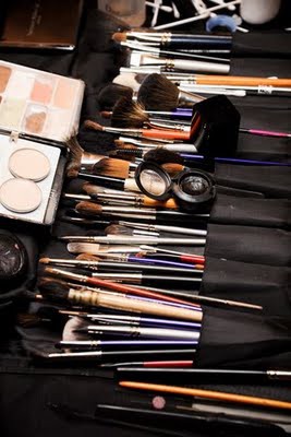 2 most surprising things you’ll find in a makeup artist’s kit