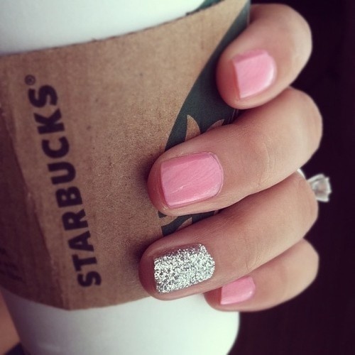 single glitter nail