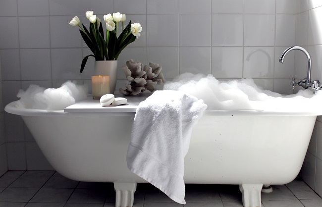 Hydrate your skin with a lukewarm bath and Dove soap
