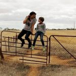 Top 10 travel tips for a healthy & safe family holiday